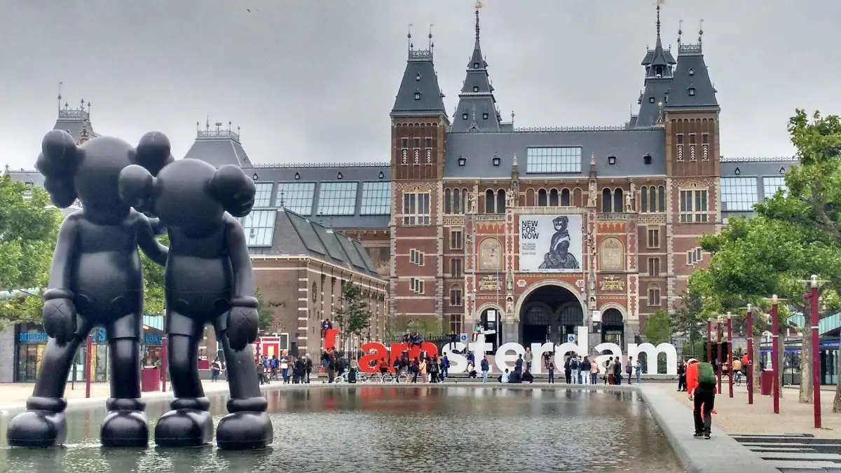 Northern Highlights: Amsterdam, Hamburg, Berlin and Warsaw