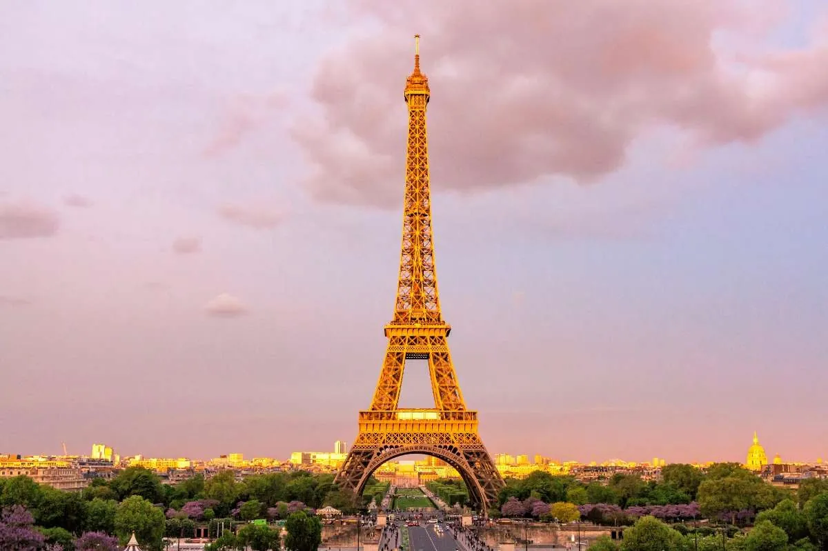 Classic Capitals: London Paris Amsterdam Tour